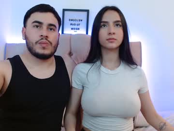 couple Big Tits Cam Girls with moonbrunettee