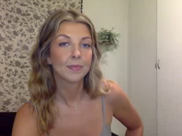 girl Big Tits Cam Girls with charliexxx0
