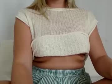 girl Big Tits Cam Girls with innocentblonde789